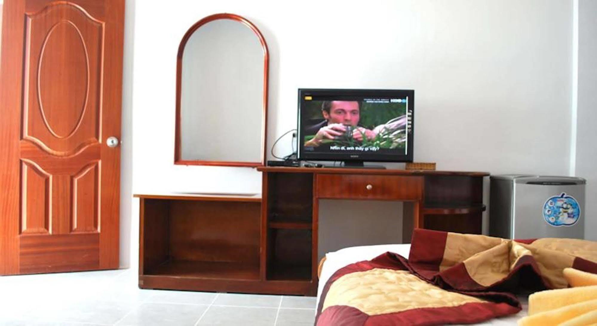 Phi Yen Hotel Chi Khu Co Ong Eksteriør billede